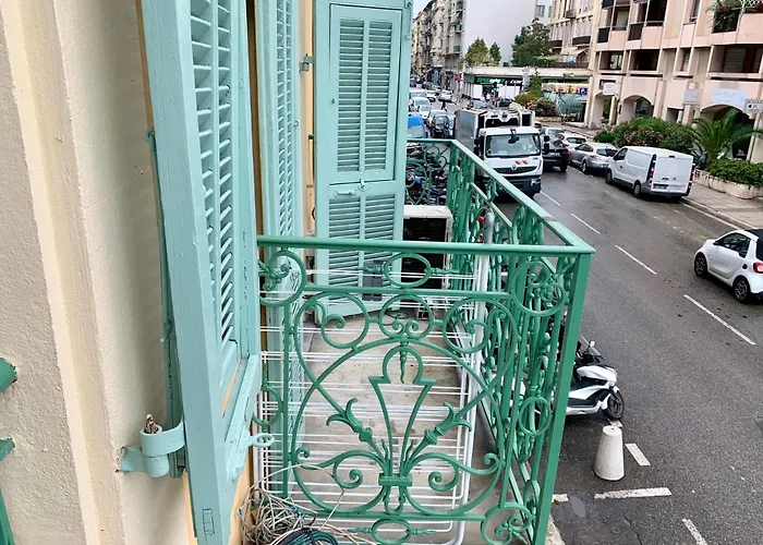 Riviera - Balcon Barla - Old Port Place Du Pin