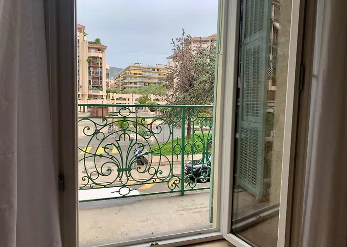 Riviera - Balcon Barla - Old Port Place Du Pin